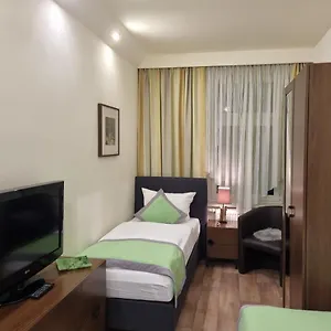 Auenwald Und Apartmenthaus 3*, Leipzig Deutschland